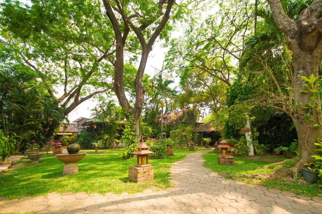 Secret Garden Chiangmai Hotel San Kamphaeng Exterior photo