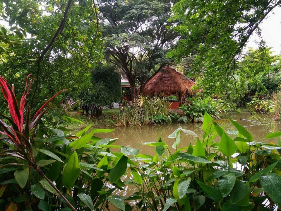 Secret Garden Chiangmai Hotel San Kamphaeng Exterior photo